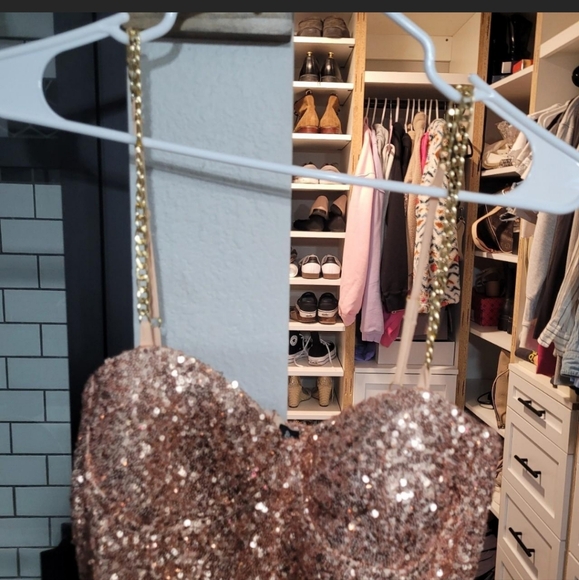 Bella Barnett gold jumpsuit size medium worn once. - Picture 7 of 8